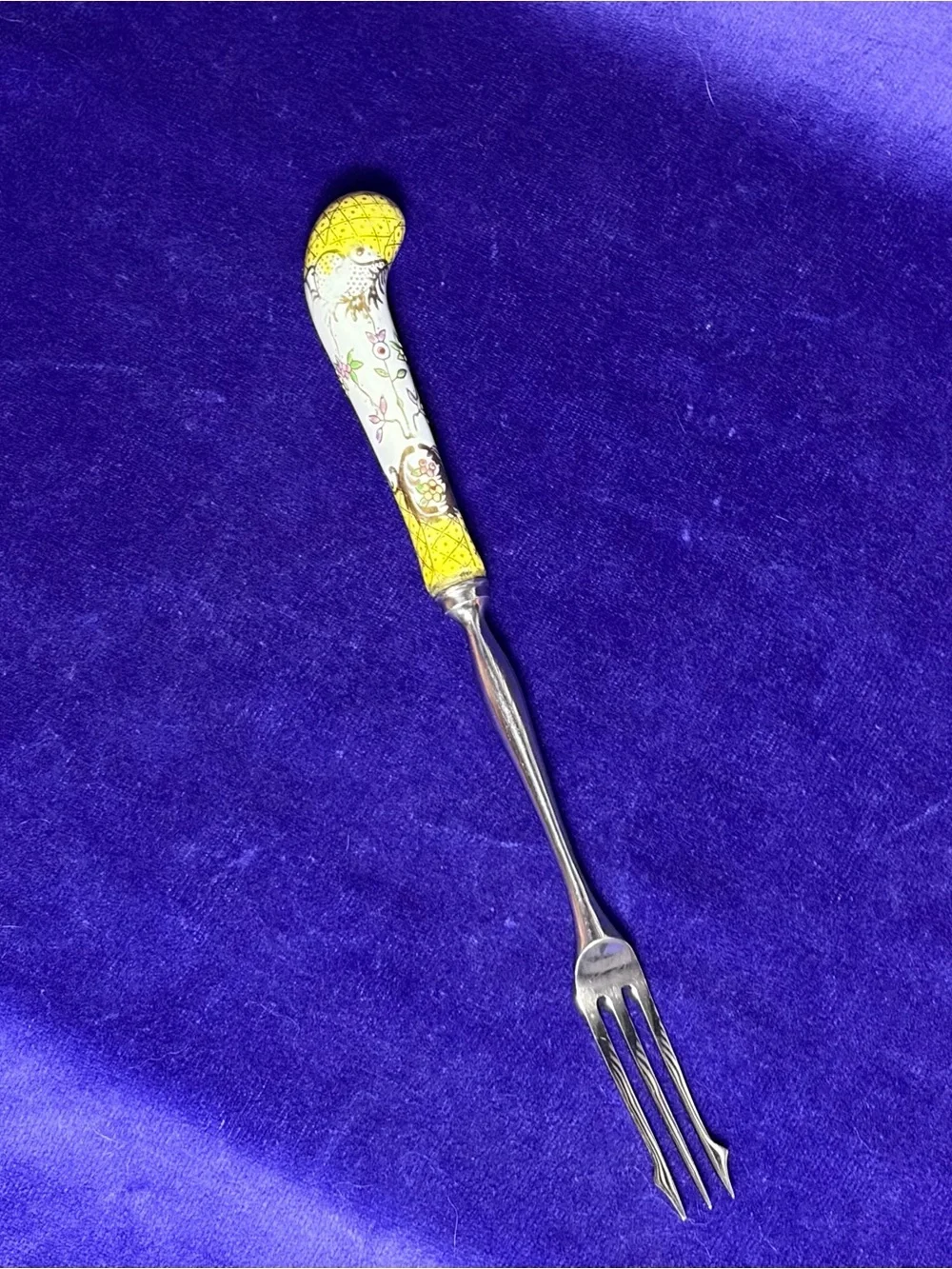Vintage A.E. Lewis Floraine Shrimp Seafood Fork 8.5